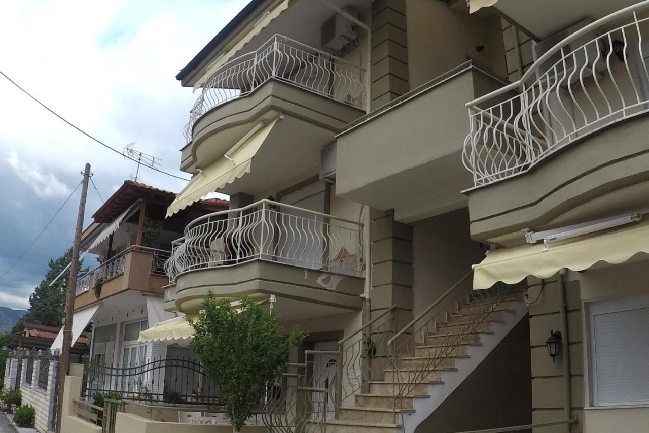 Ofrinio Central Apartments 外观 照片